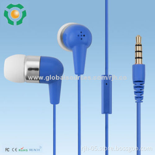 Earbud in box
